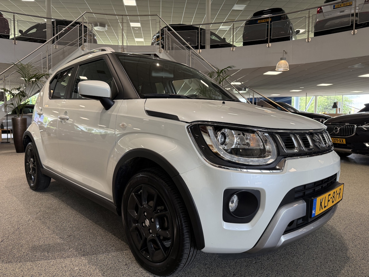 Suzuki Ignis - 1.2 Smart Hybrid Select 1.2 Smart Hybrid Select, Camera, Stoelverwarming, Airco - AutoWereld.nl