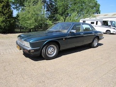 Jaguar XJ - Sovereign XJ40 3.2 zeer nette Oldtimer veel optie's