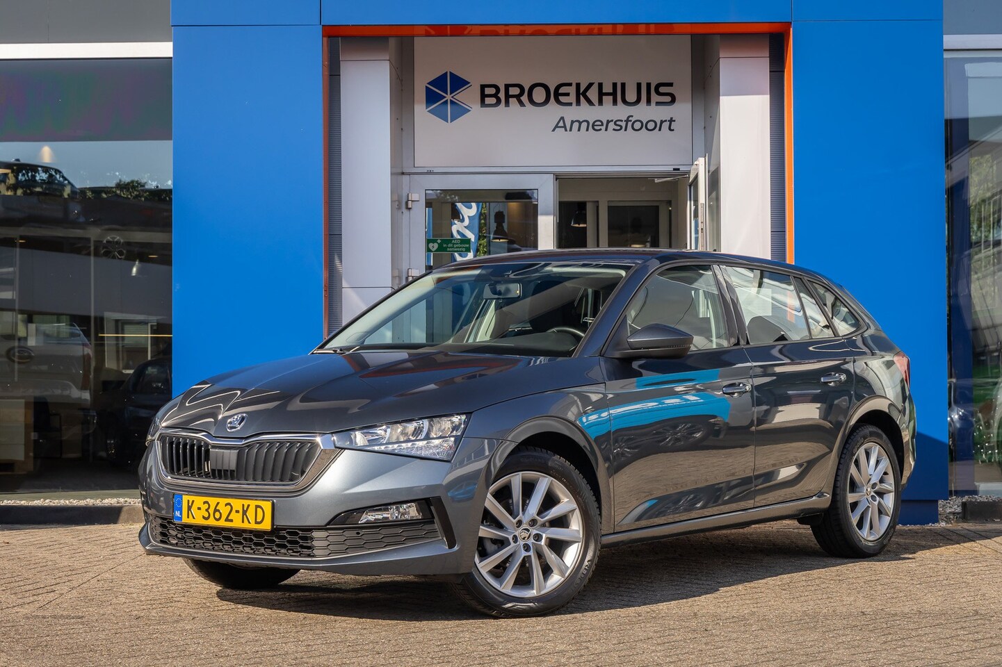 Skoda Scala - 1.0 TSI Ambition | Apple Carplay/Android Auto | Digitaal dashboard | Airco | Cruise contro - AutoWereld.nl