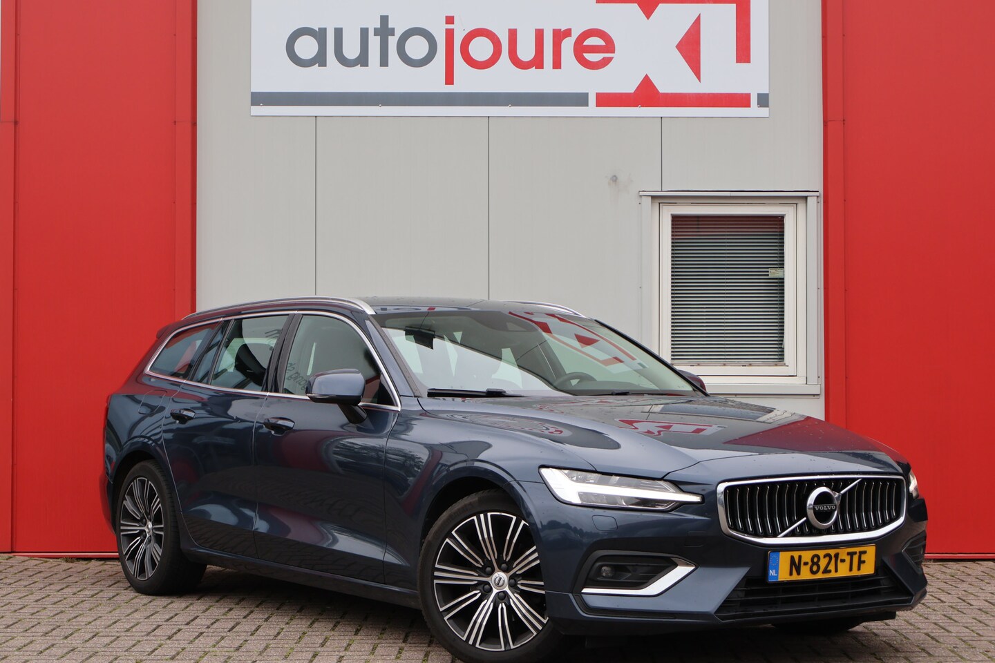 Volvo V60 - 2.0 D3 Inscription 2.0 D3 Inscription - AutoWereld.nl