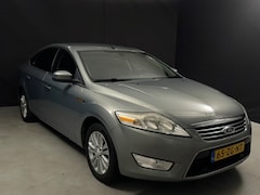 Ford Mondeo - 1.6-16V Ghia *AC