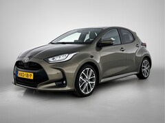 Toyota Yaris - 1.5 Hybrid 130 Executive | Parkeersensoren V+A | Stuur-Stoelverwarming |