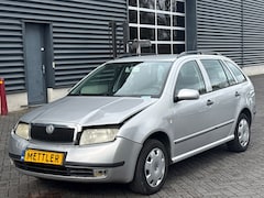Skoda Fabia Combi - 1.4-16V Comfort, automaat