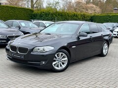 BMW 5-serie - 520i Executive|Nieuwe Ketting|Trekhaak|Navigatie|Cruise control|Climate control|Nette staa