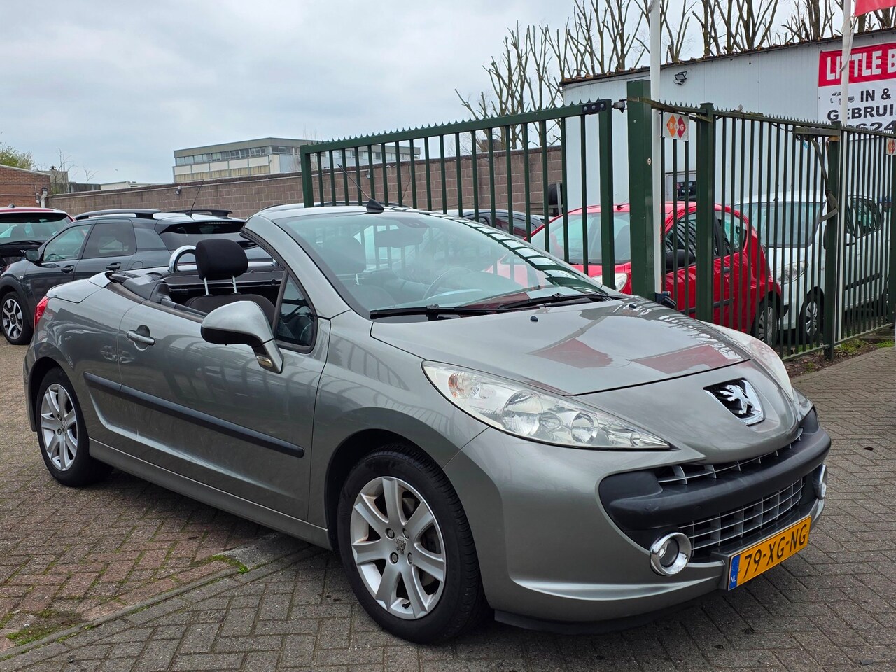 Peugeot 207 CC - 1.6 VTi Première Cabriolet airco cv op afs - AutoWereld.nl