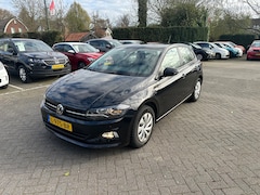 Volkswagen Polo - 1.0 TSI Comfortline , navigatie , pdc voor en achter