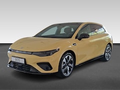 Leapmotor B05 - Design Pro Max 67, 1kwh Panoramadak | Camera | Apple Carplay | Achterbank in delen neerkla