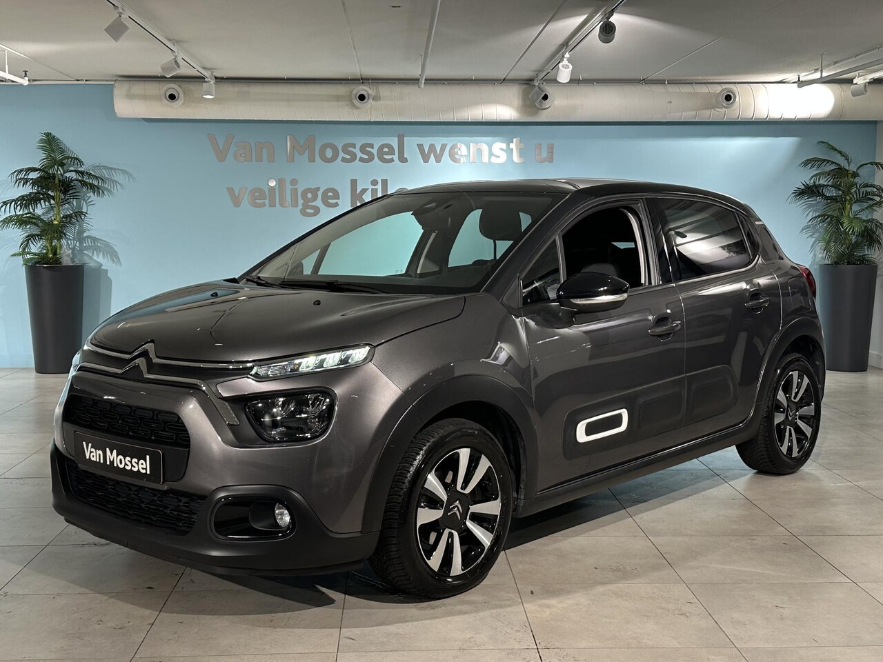 Citroën C3 - 1.2 PureTech Shine APPLE CARPLAY | CAMERA | NAVIGATIE - AutoWereld.nl