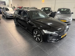 Volvo V60 - 2.0 T6 Plug-in hybrid AWD Plus Dark