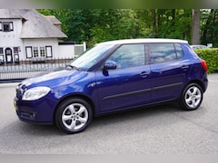 Skoda Fabia - 1.4-16V Tour Pro Airco Navi Trekhaak Dealer onderhouden