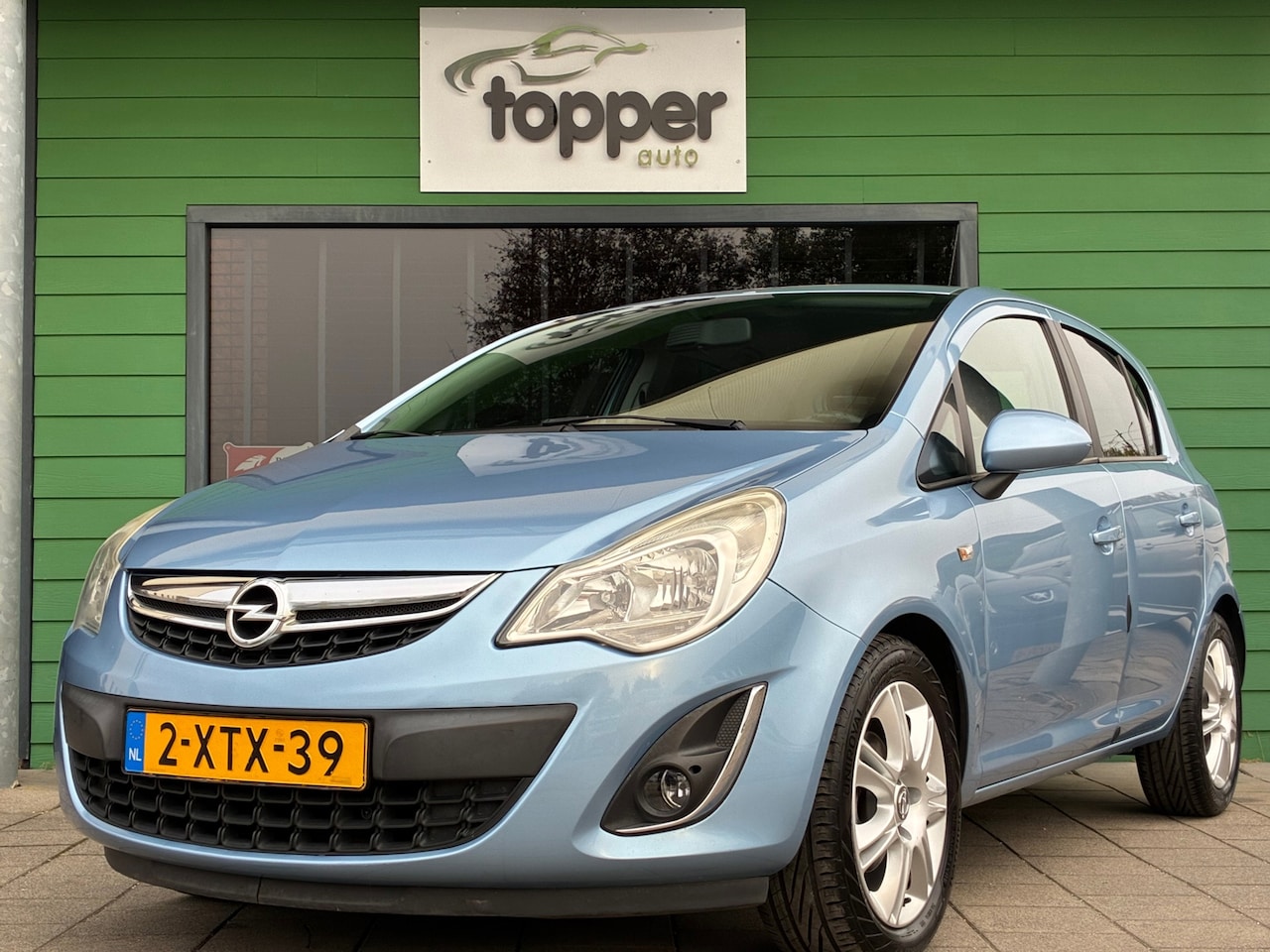 Opel Corsa - 1.2-16V BlitZ|2e Eigenaar|Navigatie|Airco|CruiseControl|PDC|Elektr.ramen|NAP|Nieuwe APK|LM - AutoWereld.nl