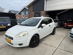 Fiat Grande Punto - 1.2 Active |NEW APK|1 EIGN|NAP KM|AIRCO|TREKHAAK|ELECT RAMEN|CENTR DEUREN|2SLEUTELS|BOEKJE