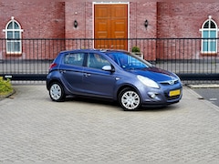 Hyundai i20 - 1.2i DynamicVersion / Airco / 5 drs / Nap / Elektrische ramen