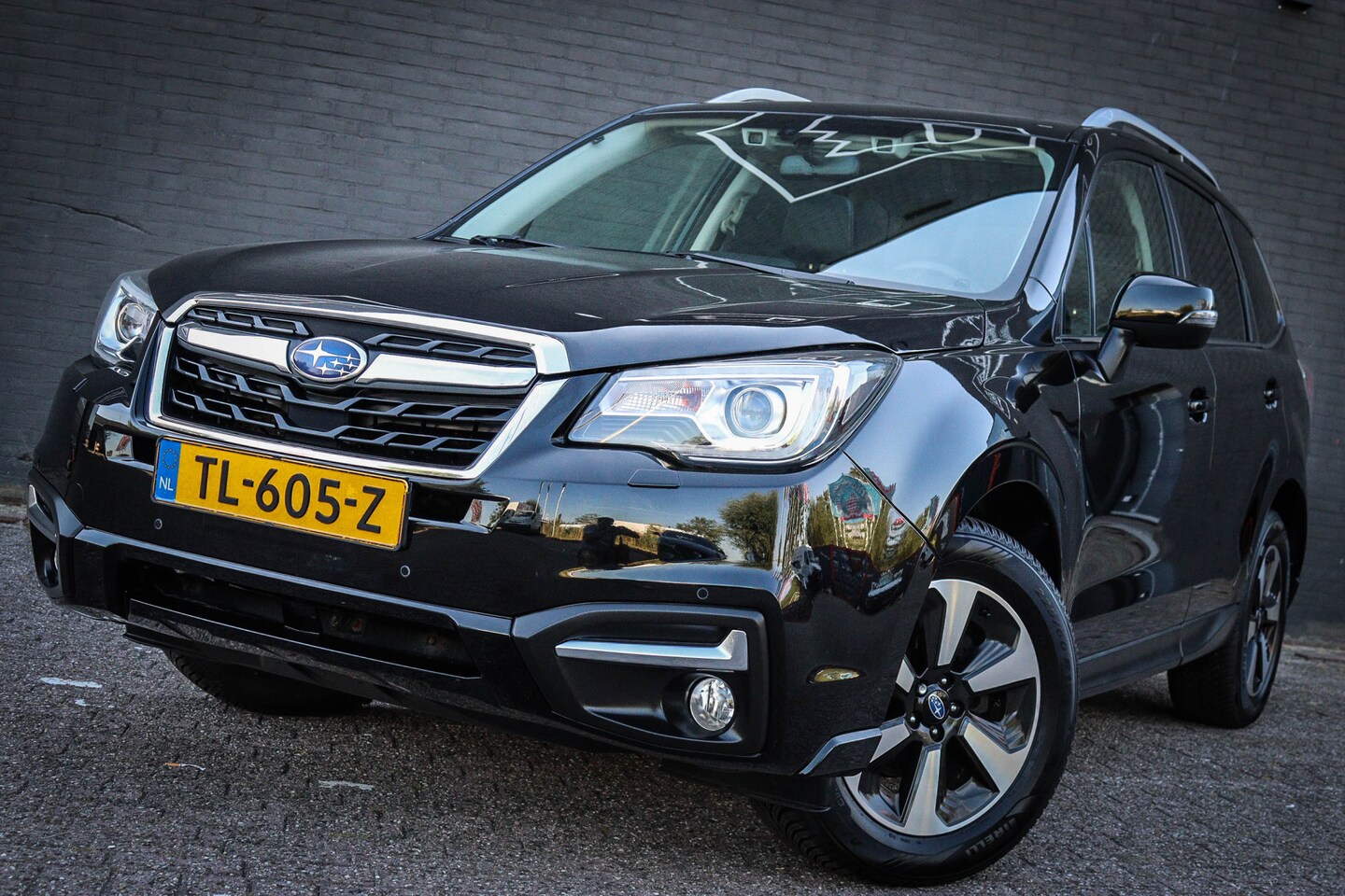Subaru Forester - 2.0 Premium AWD Panoramadak/Leder - AutoWereld.nl