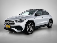 Mercedes-Benz GLA-Klasse - 250 e Business Solution AMG Limited | Trekhaak | AMG Line | Night Pakket | Panoramadak | M