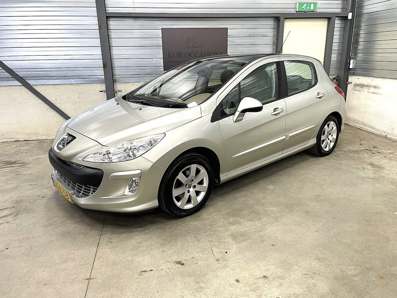 Peugeot 308 - 1.6 THP XT ketting nieuw NAP Panodak nieuwstaat - AutoWereld.nl
