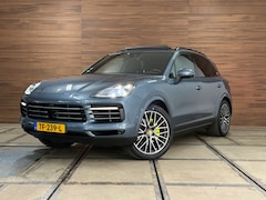 Porsche Cayenne - 3.0 E-Hybrid | Full Option | Vierwielbesturing | PANO | PDLS+ | BOSE | PASM | ComfortPakke