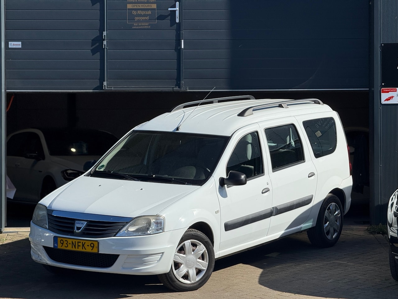 Dacia Logan MCV - 1.4 Ambiance Airco ijskoud, Nap - AutoWereld.nl