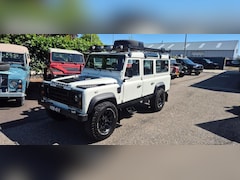 Land Rover Defender 110 - 300TDi automaat 110" Stationwag