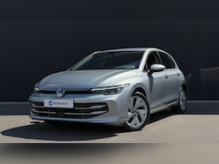 Volkswagen Golf - 1.5 eHybrid Life Edition | ErgoActive Massage | Leder / Alcantara | Camera