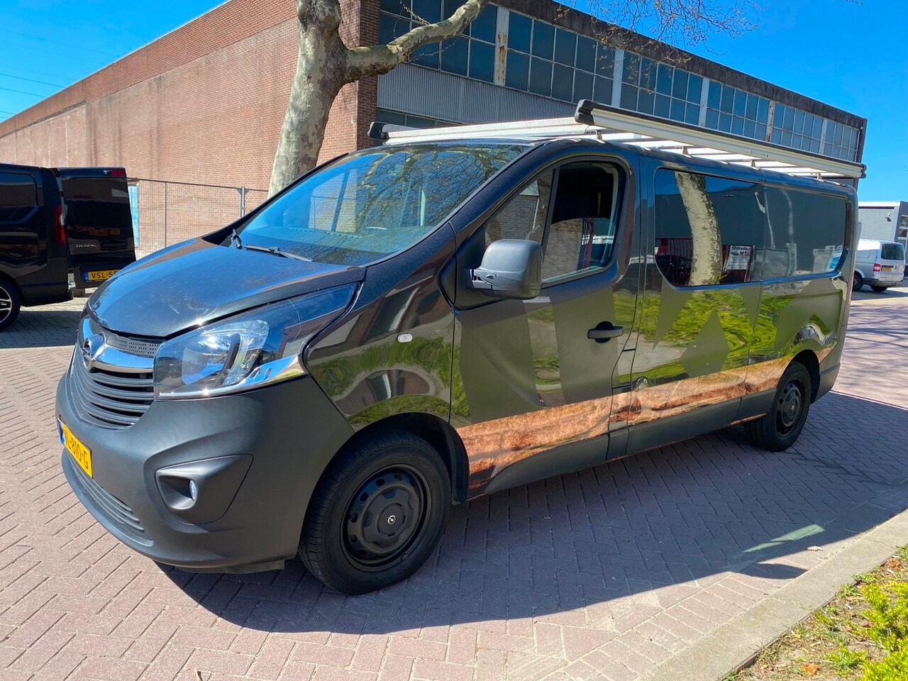 Opel Vivaro - 1.6 CDTI L2H1 DC / Airco /LEKT KOELVLOEISTAF!FINAL PRICE ! EXPORT PRICE!! - AutoWereld.nl