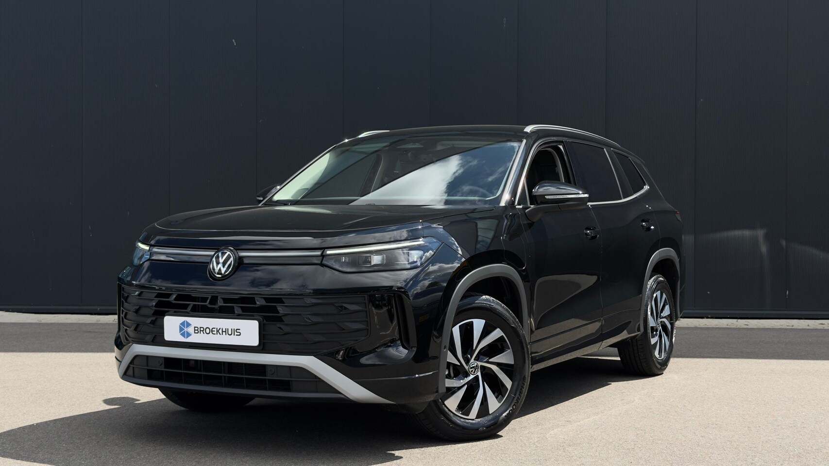 Volkswagen Tayron - 1.5 eHybrid Life Edition | Trekhaak | Apple Carplay | Camera | - AutoWereld.nl