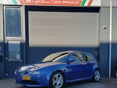 Alfa Romeo 147 - 3.2 V6 GTA