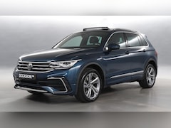 Volkswagen Tiguan - 1.4 TSI 245pk eHybrid R-Line Business+ / 81% SOH / Panoramadak / Keyless / Trekhaak