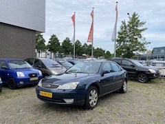 Ford Mondeo - 1.8-16V First Edition, Climate&Cruisecontrol, Elektrischpakket, Trekhaak, 16 Inch Lmv