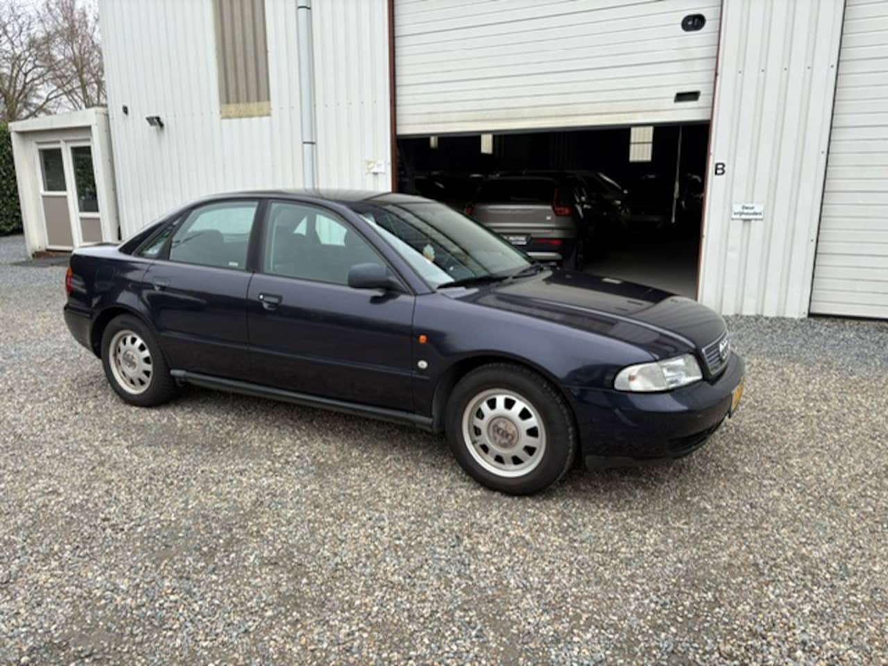 Audi A4 Limousine - 1.8 5V Turbo quattro - AutoWereld.nl