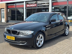 BMW 1-serie - 116i High Executive | AIRCO, STOELVERWARMING, CRUISE CONTROL, PDC