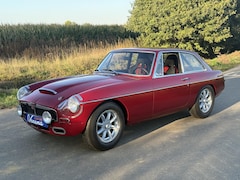 MG B type - GT V8