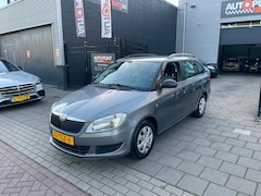 Skoda Fabia Combi - 1.2-12V Fresh 1e Eigenaar Trekhaak Airco NAP APK