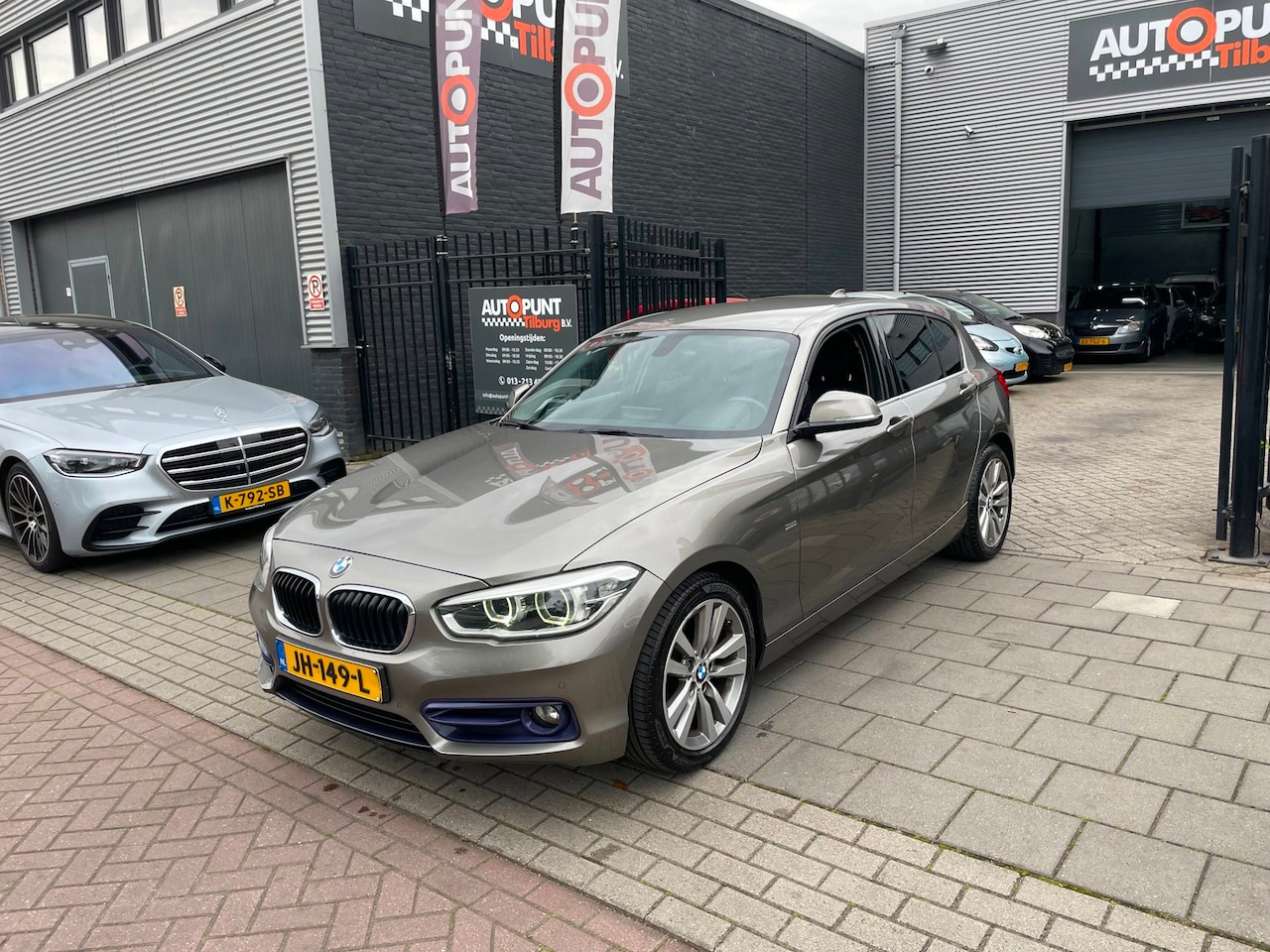 BMW 1-serie - 118i Centennial High Executive 1e Eig! Trekhaak Airco NAP APK - AutoWereld.nl