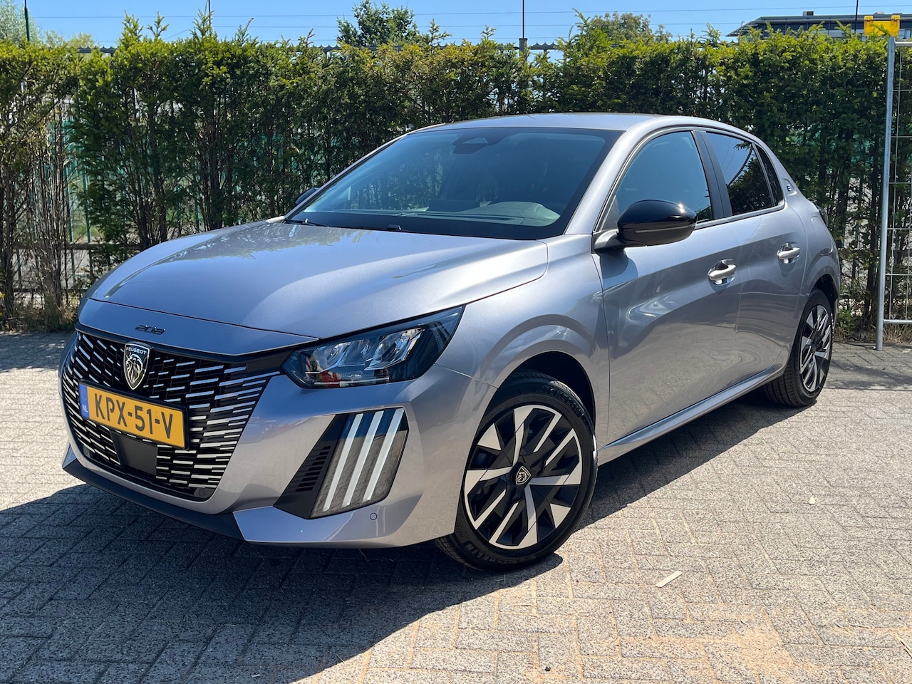 Peugeot e-208 - EV Business 50 kWh VOORRAAD ACTIE | 8 JAAR GARANTIE | Achteruitrijcamera | Apple Carplay/A - AutoWereld.nl