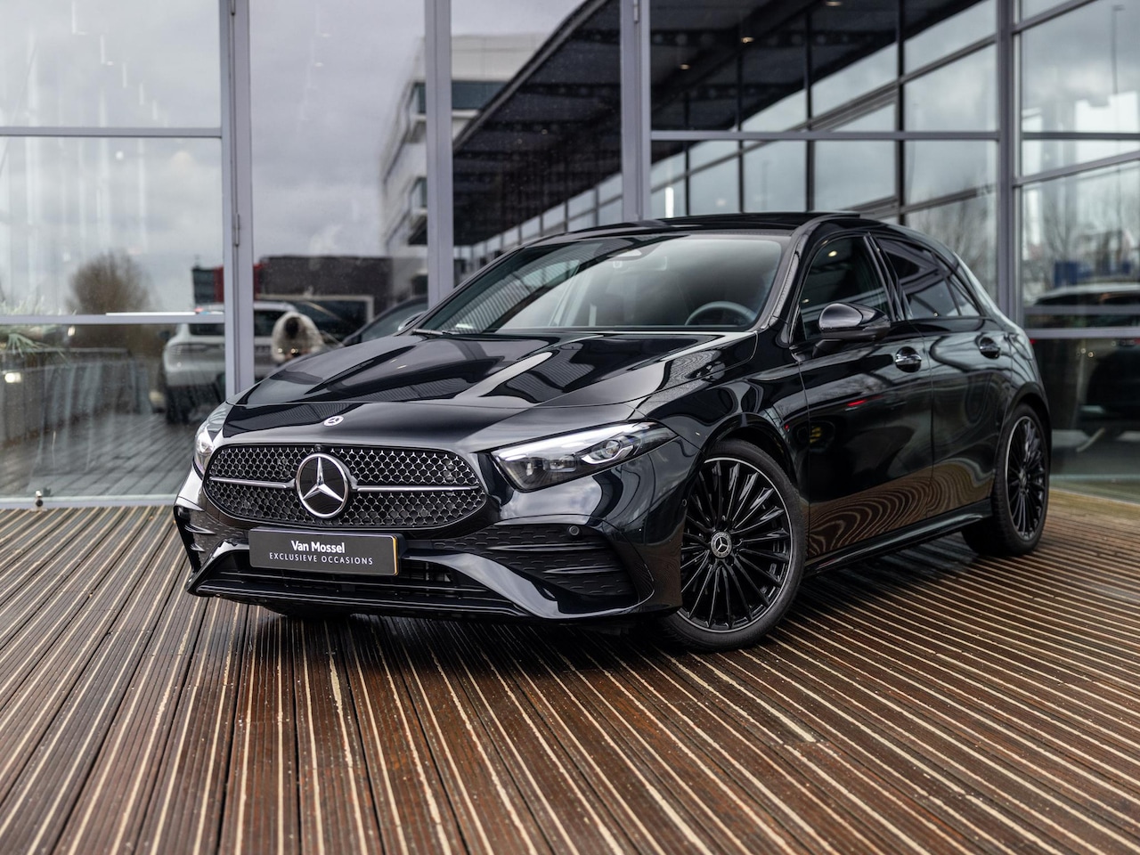 Mercedes-Benz A-klasse - 180 Business Solution AMG | PANORAMA\SCHUIF-KANTELDAK | HEAD-UP DISPLAY | STOELMEMORY | SF - AutoWereld.nl