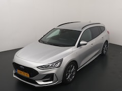 Ford Focus Wagon - 125PK Ecoboost Automaat ST-Line | Winter Pack | 4 seiz. banden | Navi | Clima | Cruise | 1