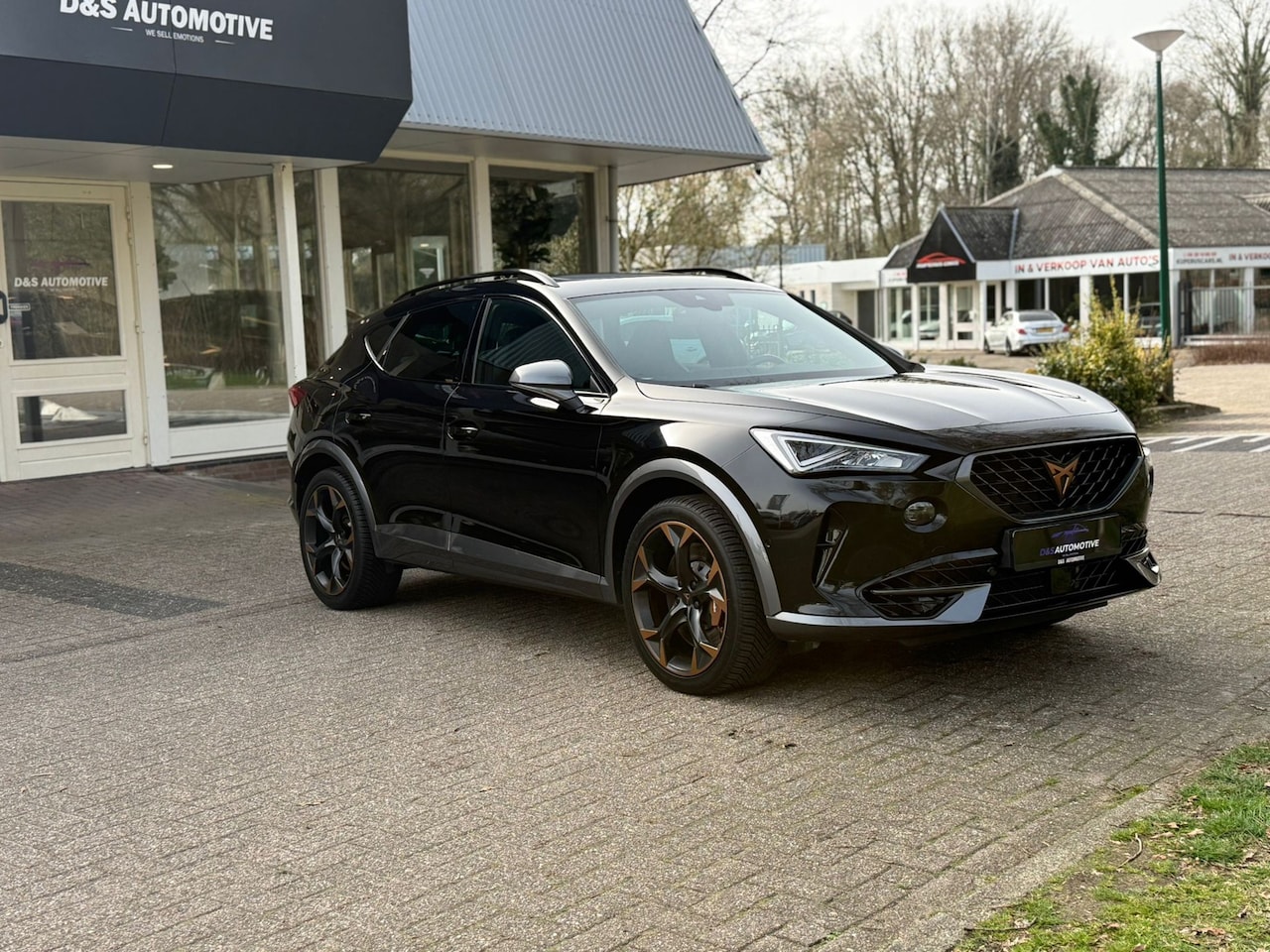 CUPRA Formentor - 2.0 TSI 4DRIVE PANO/BEATS/MEMORY/TREKHAAK - AutoWereld.nl