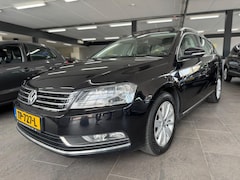 Volkswagen Passat Variant - 2.0 TDI R-line BlueMotion panoramadak leer clima cruise controle lm-velgen stoelverwarming