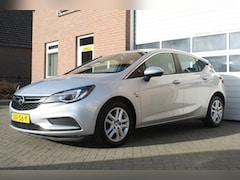 Opel Astra - 1.6 CDTI Online Edition Navigatie, 5Deurs, Airco, Onderhoud Boekje, 4Season Banden