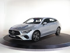Mercedes-Benz CLA-klasse Shooting Brake - 180 Star Edition LIMITED | Voorstoelen verwarmd | Achteruitrijcamera | LED koplampen |
