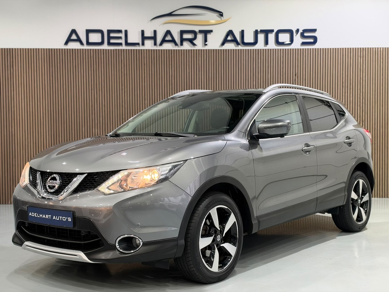 Nissan Qashqai - 1.6 Connect Edition 163 PK / Panorama dak / Navigatie full map / 360 Camera / Cruise contr - AutoWereld.nl