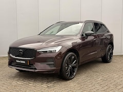 Volvo XC60 - T6 Plug-in hybrid AWD AUT8 350PK Essential | Demo deal | Black Edition | 21" Lichtmetalen