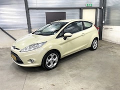 Ford Fiesta - 1.25 Trend airco bluetooth distributie vervangen