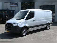 Mercedes-Benz Sprinter - 315 CDI L2H1 RWD MBUX met camera, Geveerde stoel, Trekhaak, Etc