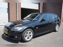 BMW 3-serie Touring - 318D 136PK BUSINESS LINE NIEUWE APK LET OP BIJ 239DKM NIEUWE MOTOR GEPLAATST NAVI LEDER CL