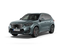 BMW iX1 - eDrive20 67 kWh M Sport Edition | M Sportpakket Pro | Stuurwielrand verwarmd | Comfort Acc