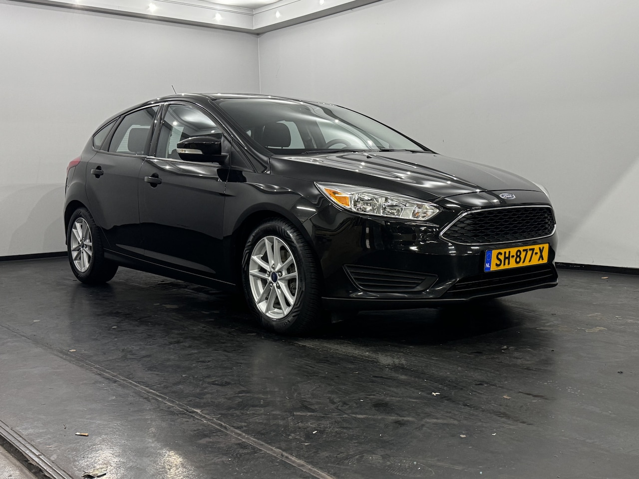 Ford Focus - 2.0 Trend Edition Airco, Cruise control, Lichtmetalen velgen, Bluetooth - AutoWereld.nl