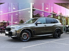 BMW X5 - xDrive50e M Sport Automaat / Panoramadak Sky Lounge / Trekhaak / Massagefunctie / Soft-Clo