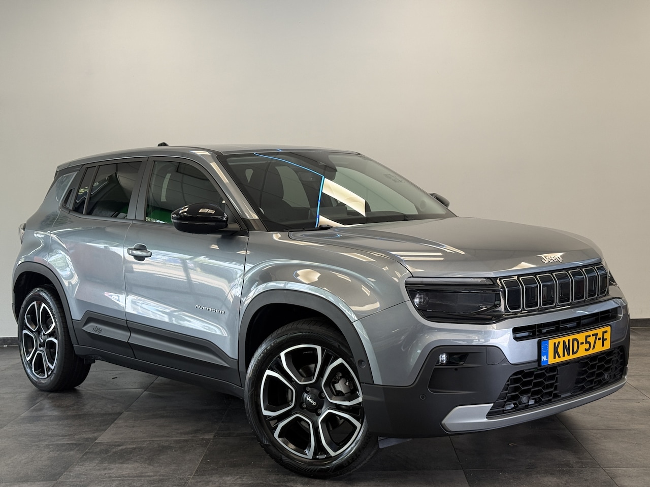 Jeep Avenger - Altitude 54 kWh SOH 97% Navi PDC ACC Carplay/Android Auto 24 Maanden garantie* (Vraag naar - AutoWereld.nl